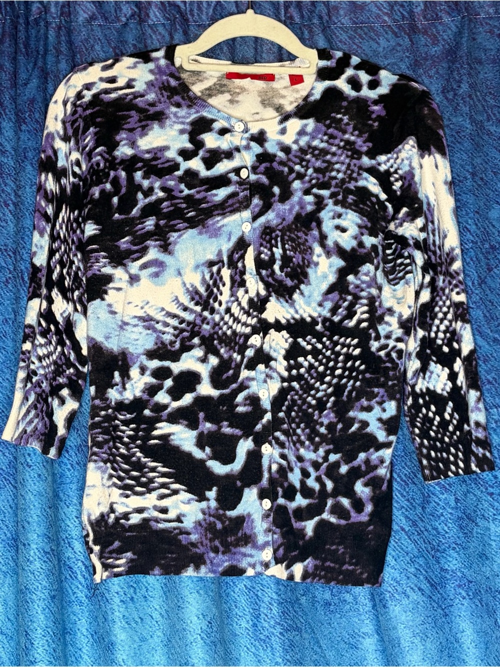 Red Women's Black, Purple & White Patterned Scoop Neck Sweater